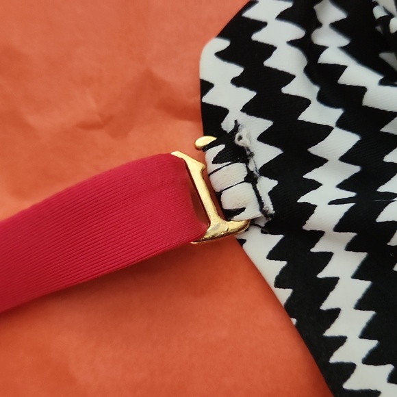 50s Retro Zig Zag Red, Black, and White Bikini - Picture 14 of 15